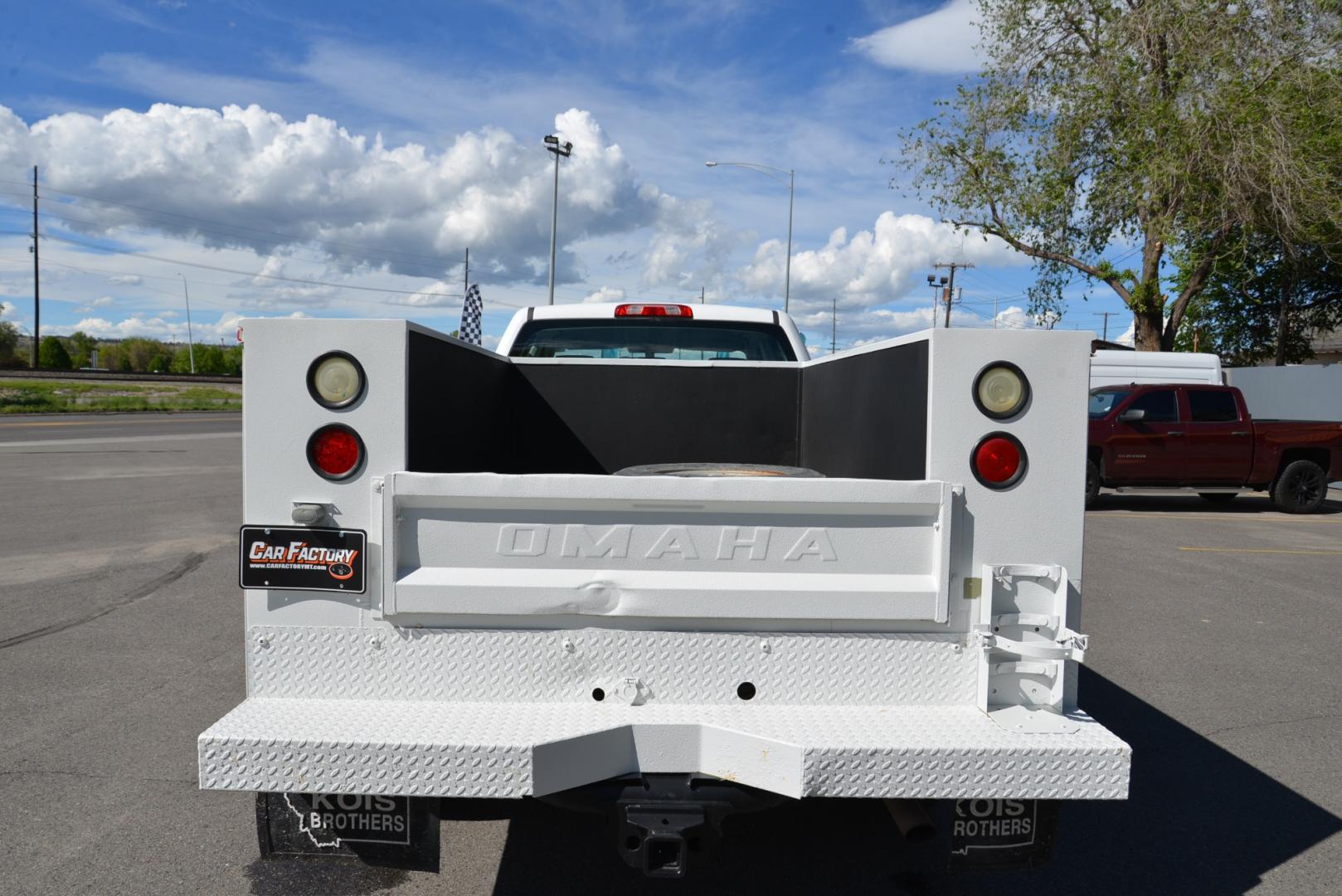 2015 White /Grey Chevrolet Silverado 2500HD Service Body with an 6.0 Liter V8 engine, Automatic transmission, located at 4562 State Avenue, Billings, MT, 59101, (406) 896-9833, 45.769516, -108.526772 - Photo#6